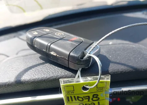 2021 Jeep Compass Latitude 4X4 z USA, uszkodzony, nr VIN 3C4NJDBBXMT584084